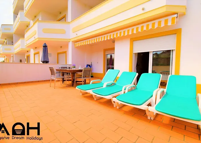 Sunny Terrace Facing The Pool And Barbecue By Algarve Dream Holidays